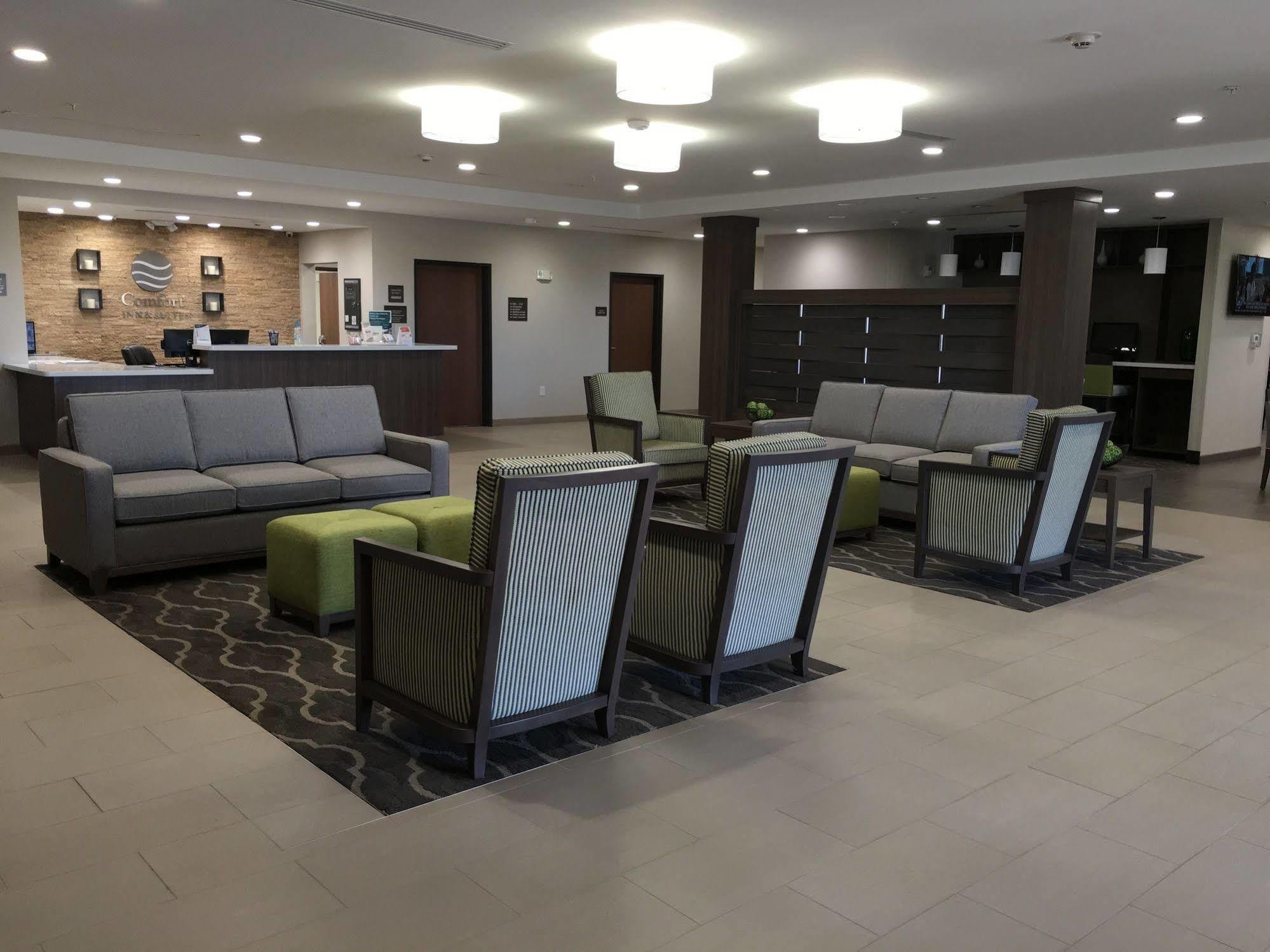 Comfort Inn & Suites Snyder Экстерьер фото